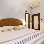 Hotel Stella