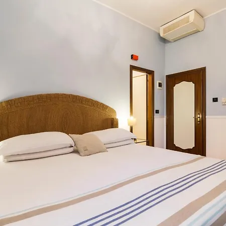ホテル ステッラ