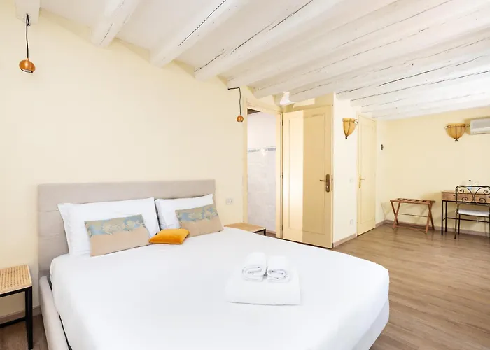 Stella Hotel 2*
